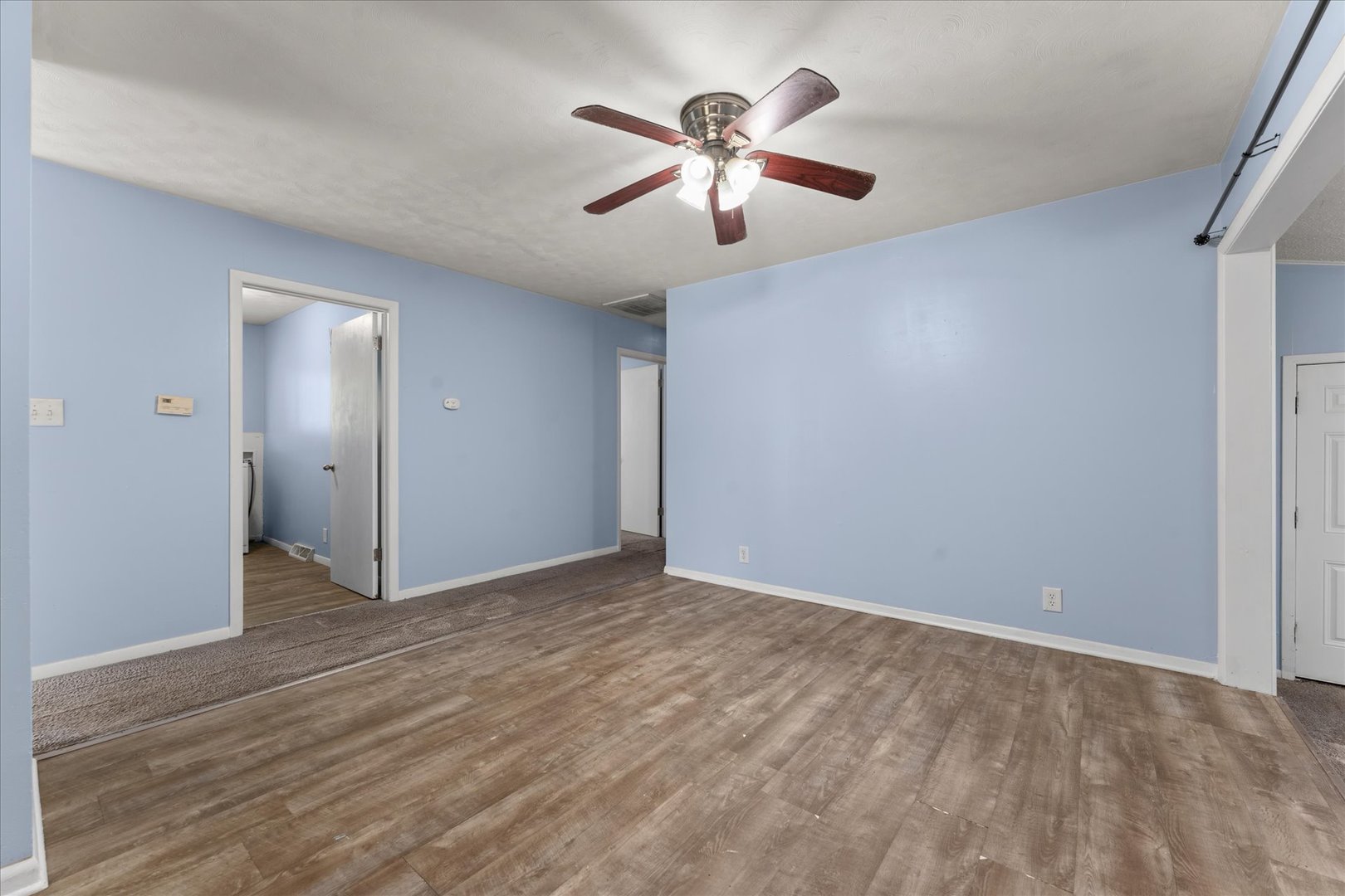 1406 West Springfield Avenue Champaign, IL 61821 - Photo 15 of 37 Gallery Image 15