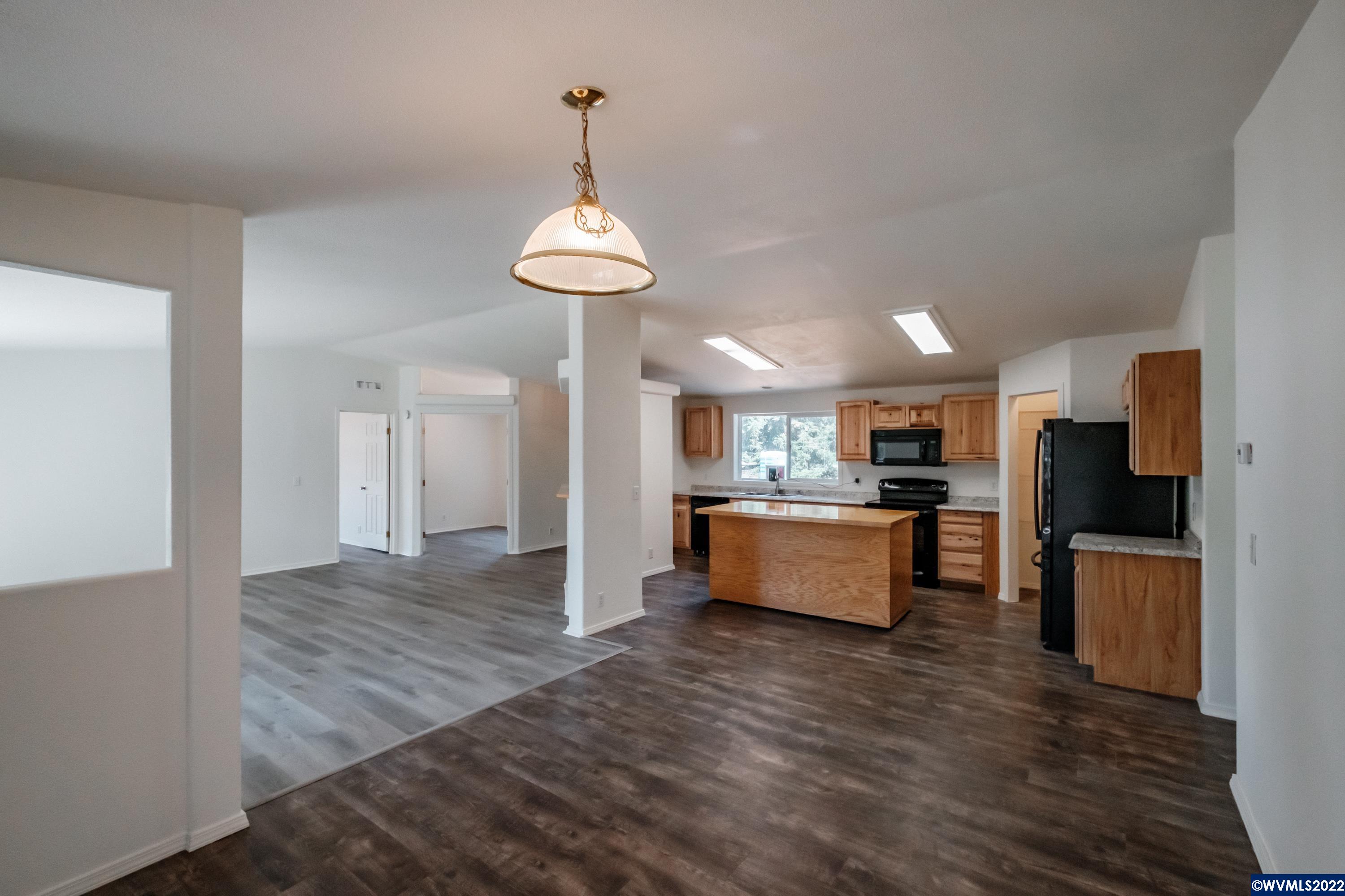 31050 South 3rd Street Lebanon, OR 97355 - Photo 9 of 42