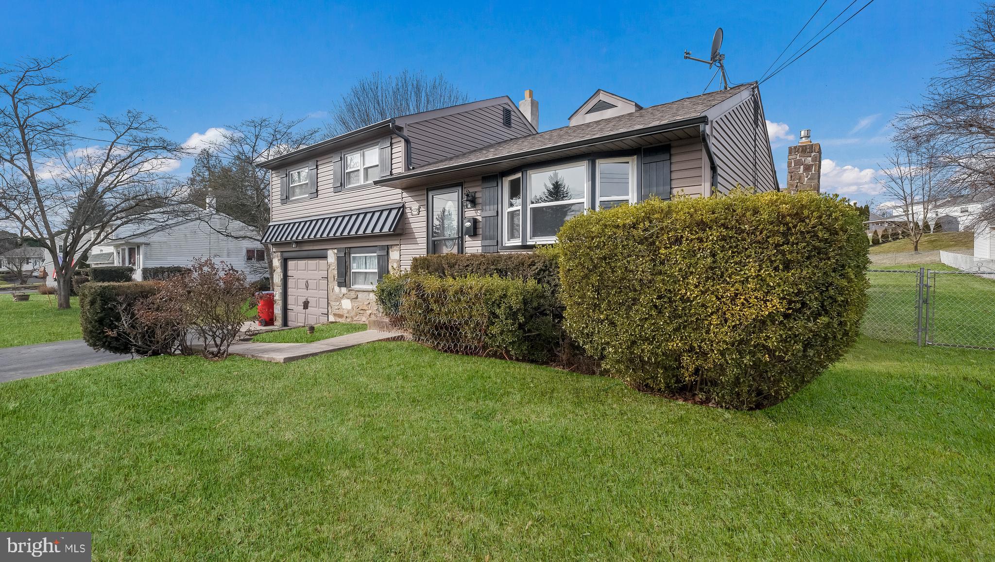 1228 Roberts Road Warminster, PA 18974 - Photo 3 of 36 Gallery Image 3