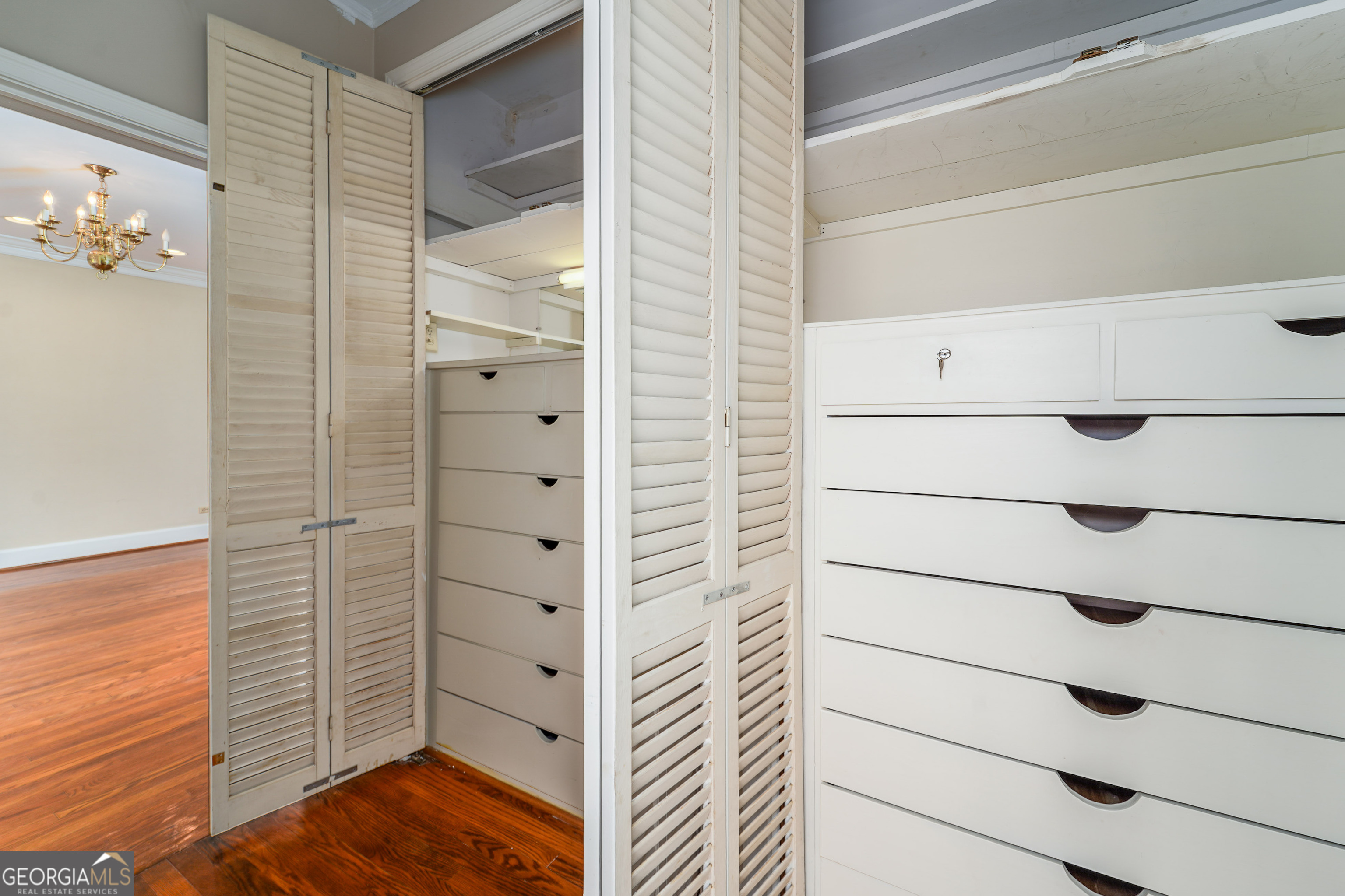 1602 Ward St Extension West Douglas, GA 31533 - Photo 55 of 70 a view of walk in closet