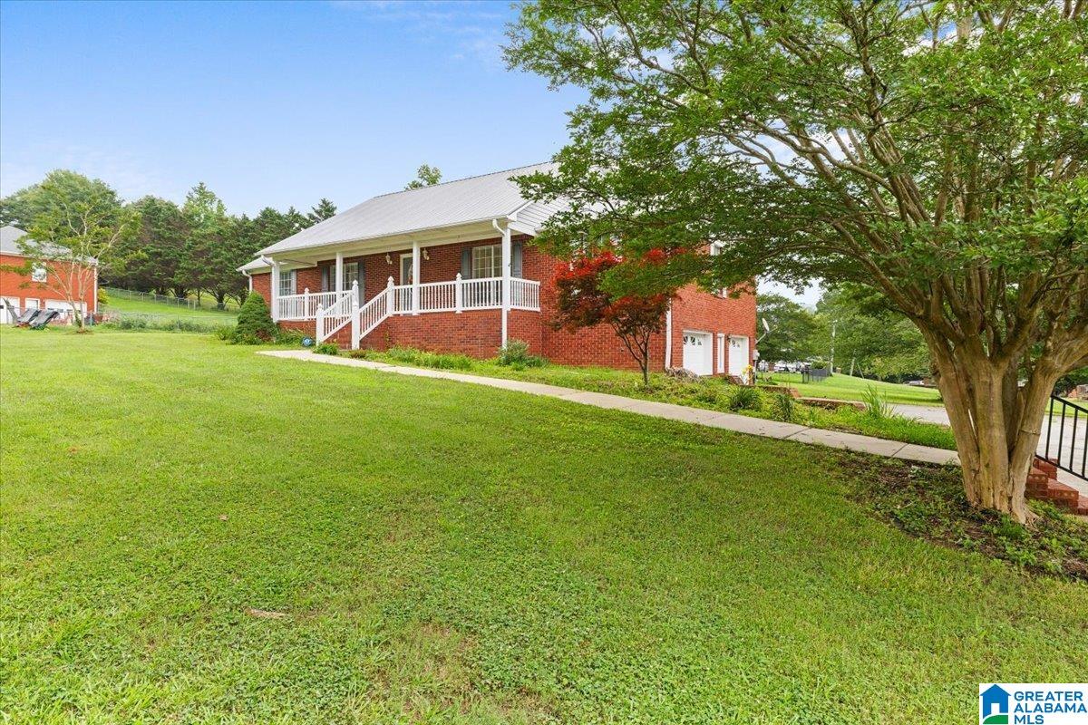 1775 Springville Boulevard Oneonta, AL 35121 - Photo 3 of 30