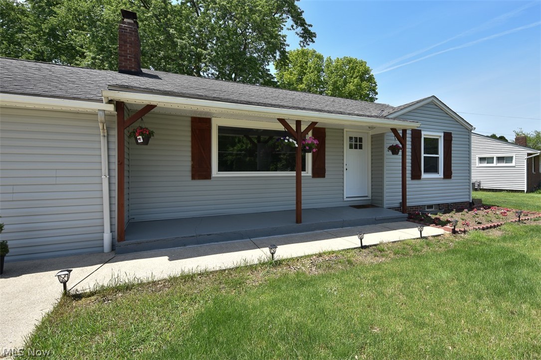 2524 Mayfair Road Akron, OH 44312 - Photo 2 of 35