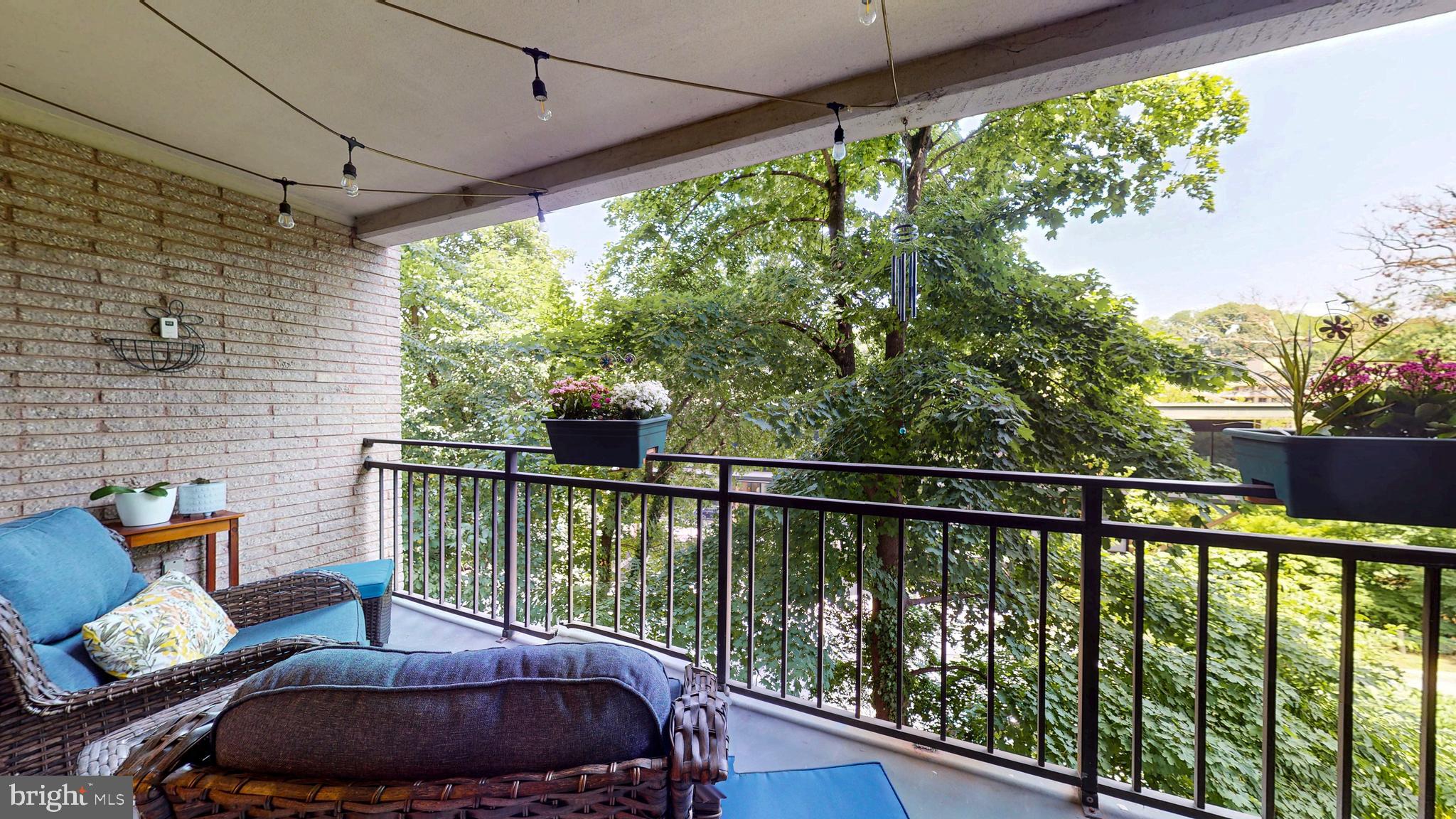 2302 Riddle Avenue, Unit 2 Wilmington, DE 19806 - Photo 11 of 30 Privacy