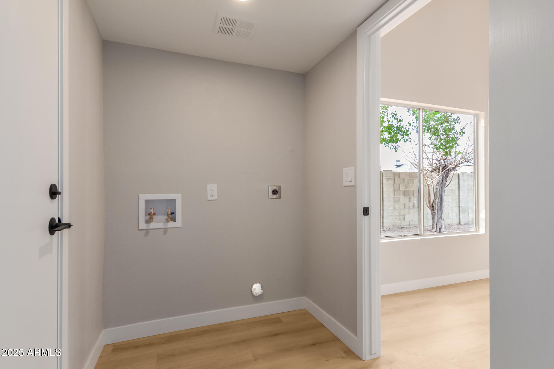 5934 West Hearn Road Glendale, AZ 85306 - Photo 15 of 18 19 Hearn