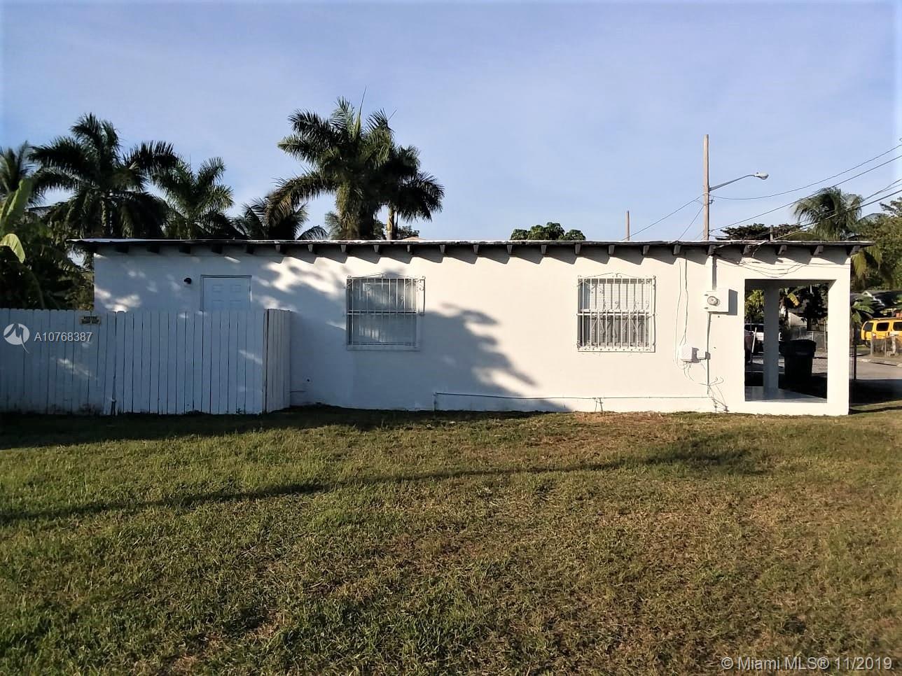 536 Southwest 3rd Terrace Homestead, FL 33030 - Photo 7 of 14 Gallery Image 7