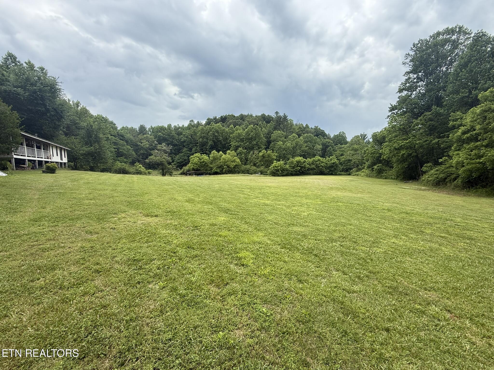 239 Towee Pike Reliance, TN 37369 - Photo 3 of 24 IMG_3423