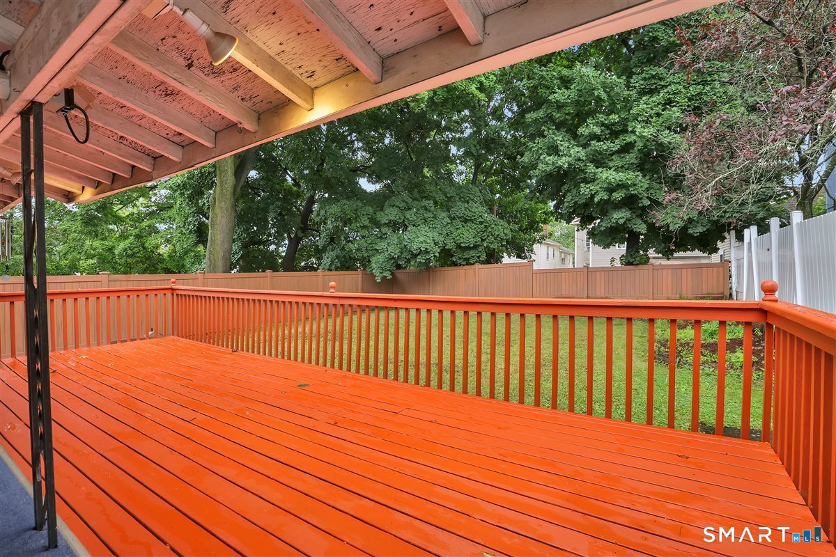 20 4th Street Meriden, CT 06451 - Photo 28 of 34