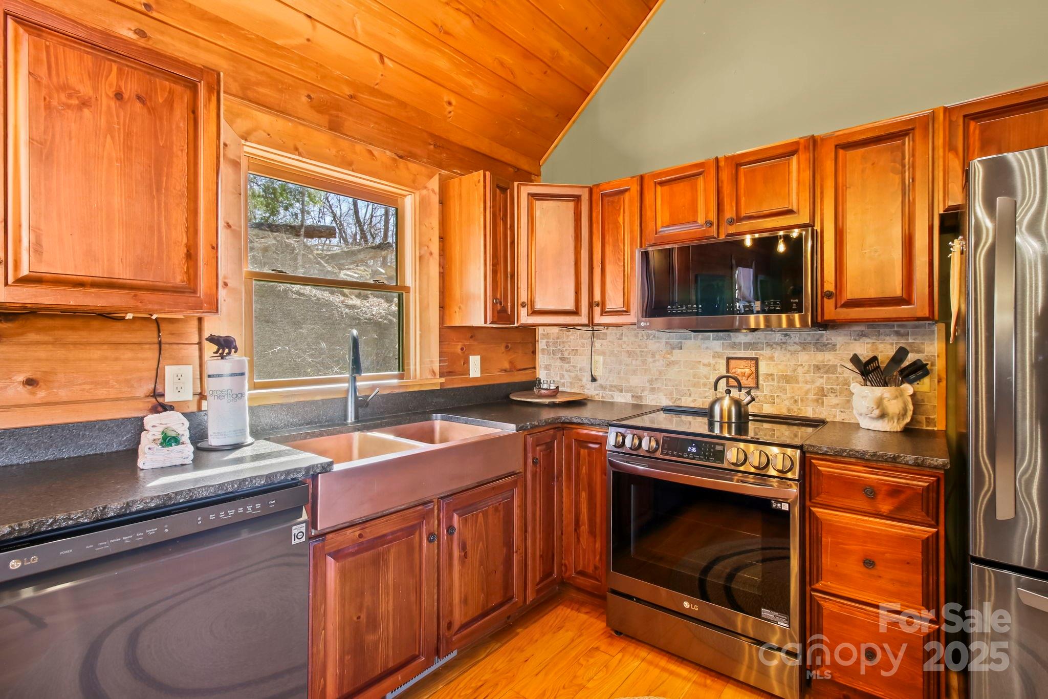106 Miners Ridge Trail Banner Elk, NC 28604 - Photo 14 of 44 Gallery Image 14