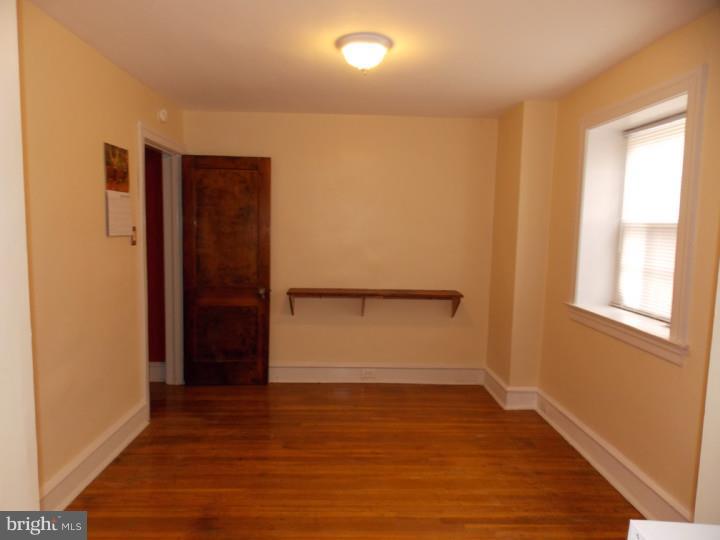 7012 Llanfair Road Upper Darby, PA 19082 - Photo 19 of 25