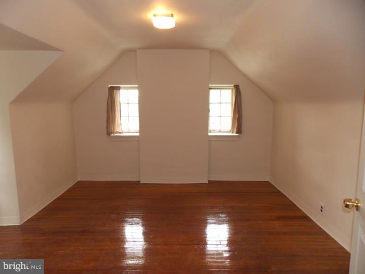 7012 Llanfair Road Upper Darby, PA 19082 - Photo 23 of 25
