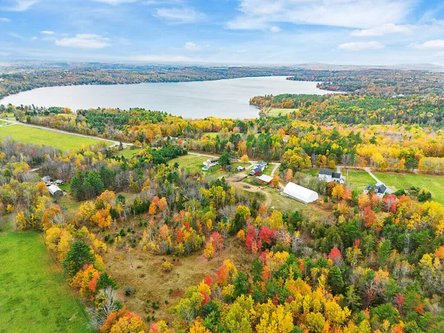 $699,000 | 135 Crockett Road, Dexter, ME 04930