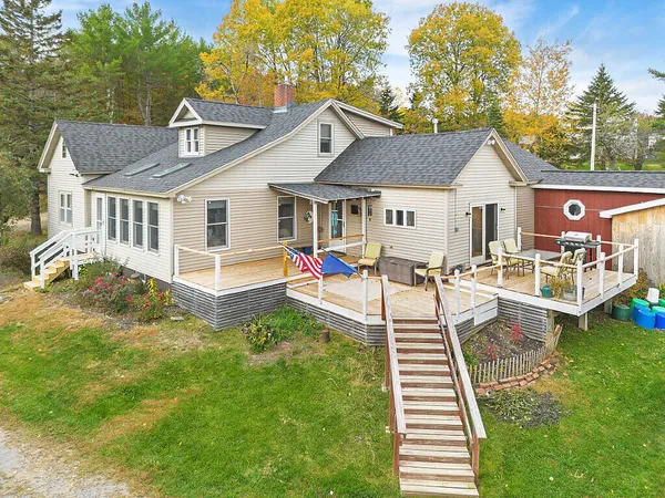 $699,000 | 135 Crockett Road, Dexter, ME 04930