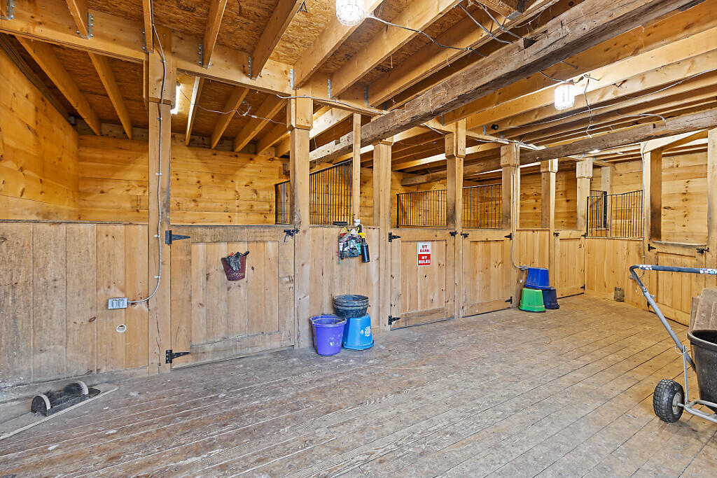 135 Crockett Road Dexter, ME 04930 - Photo 47 of 113 50_BP5A0288_DxO_mls