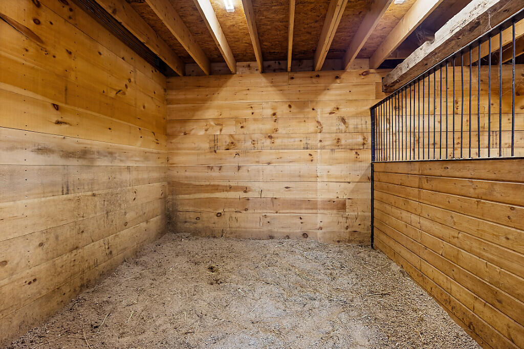 135 Crockett Road Dexter, ME 04930 - Photo 49 of 113 61_BP5A0321_DxO_mls