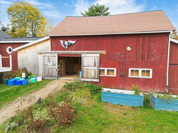 $699,000 | 135 Crockett Road, Dexter, ME 04930