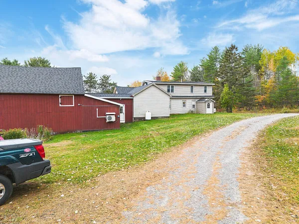 $699,000 | 135 Crockett Road, Dexter, ME 04930