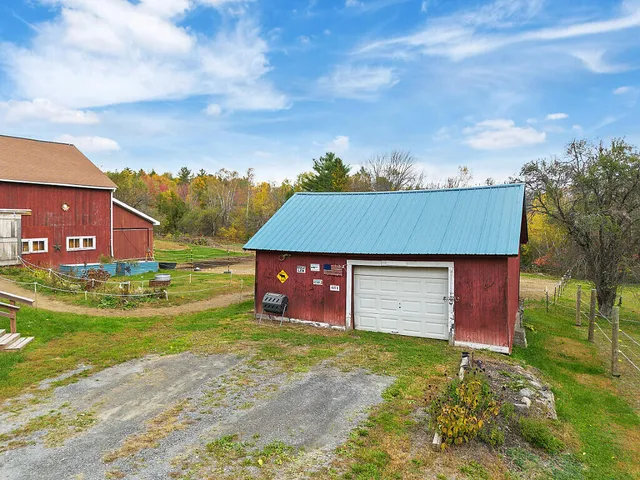 $699,000 | 135 Crockett Road, Dexter, ME 04930
