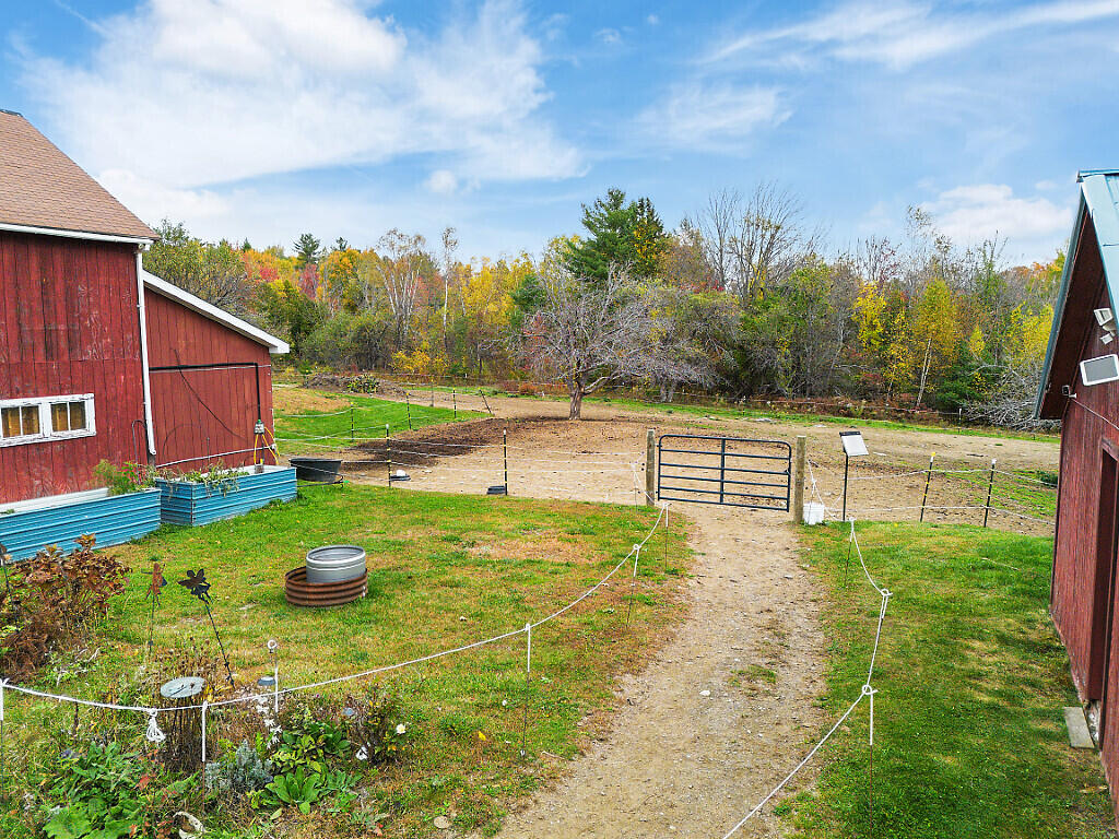 135 Crockett Road Dexter, ME 04930 - Photo 89 of 113 IMG_2109