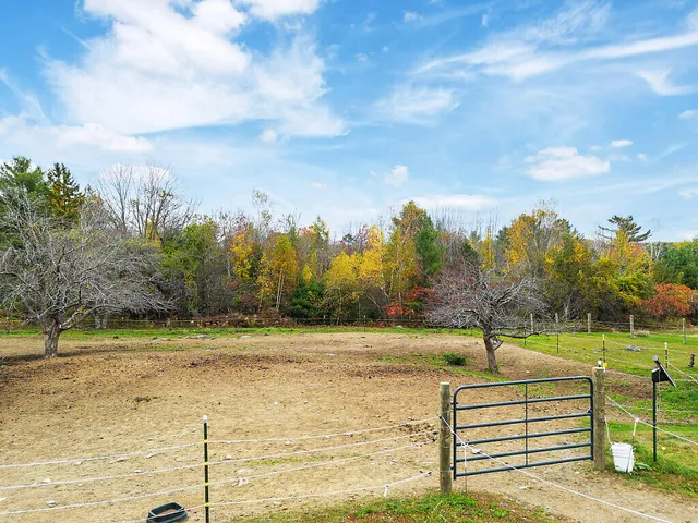 $699,000 | 135 Crockett Road, Dexter, ME 04930