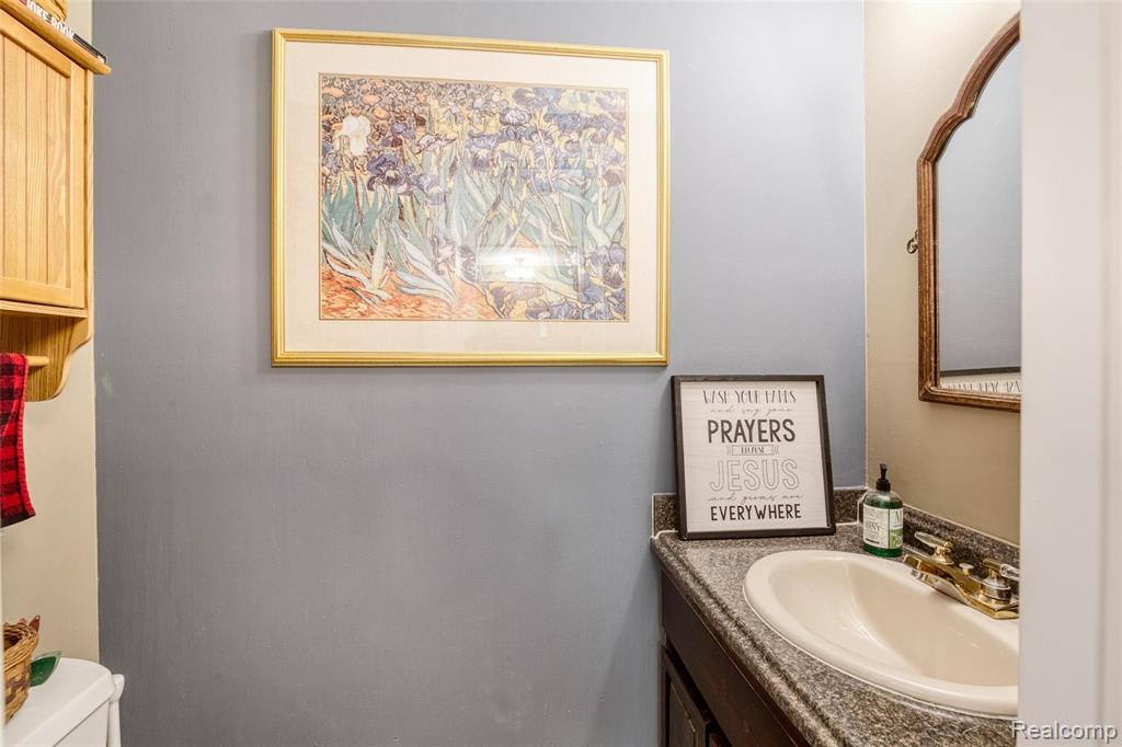 510 Tennyson, Unit 56 Rochester Hills, MI 48307 - Photo 8 of 30