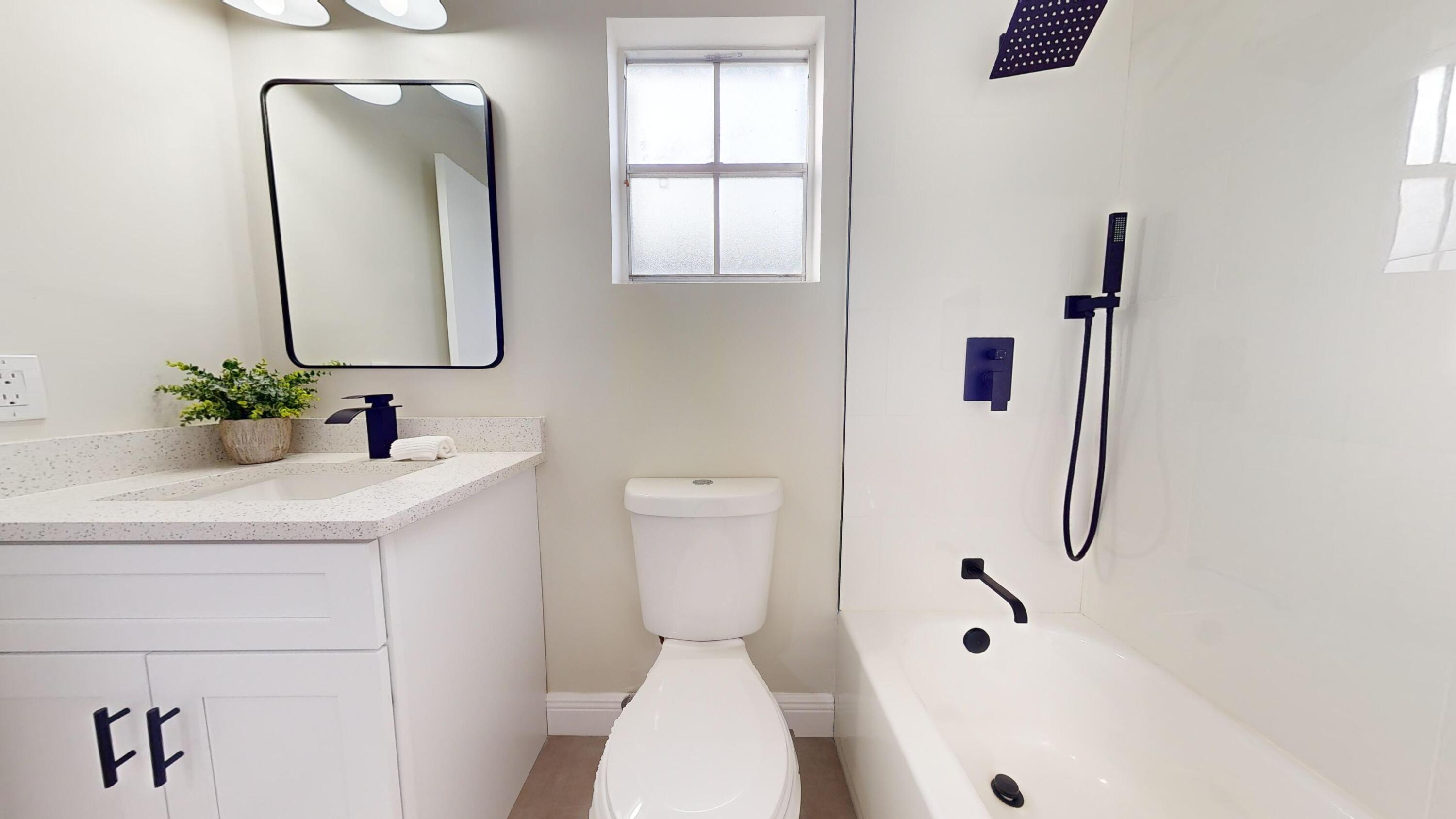 5740 Rambler Rose Way West Palm Beach, FL 33415 - Photo 19 of 25 Guest Bath