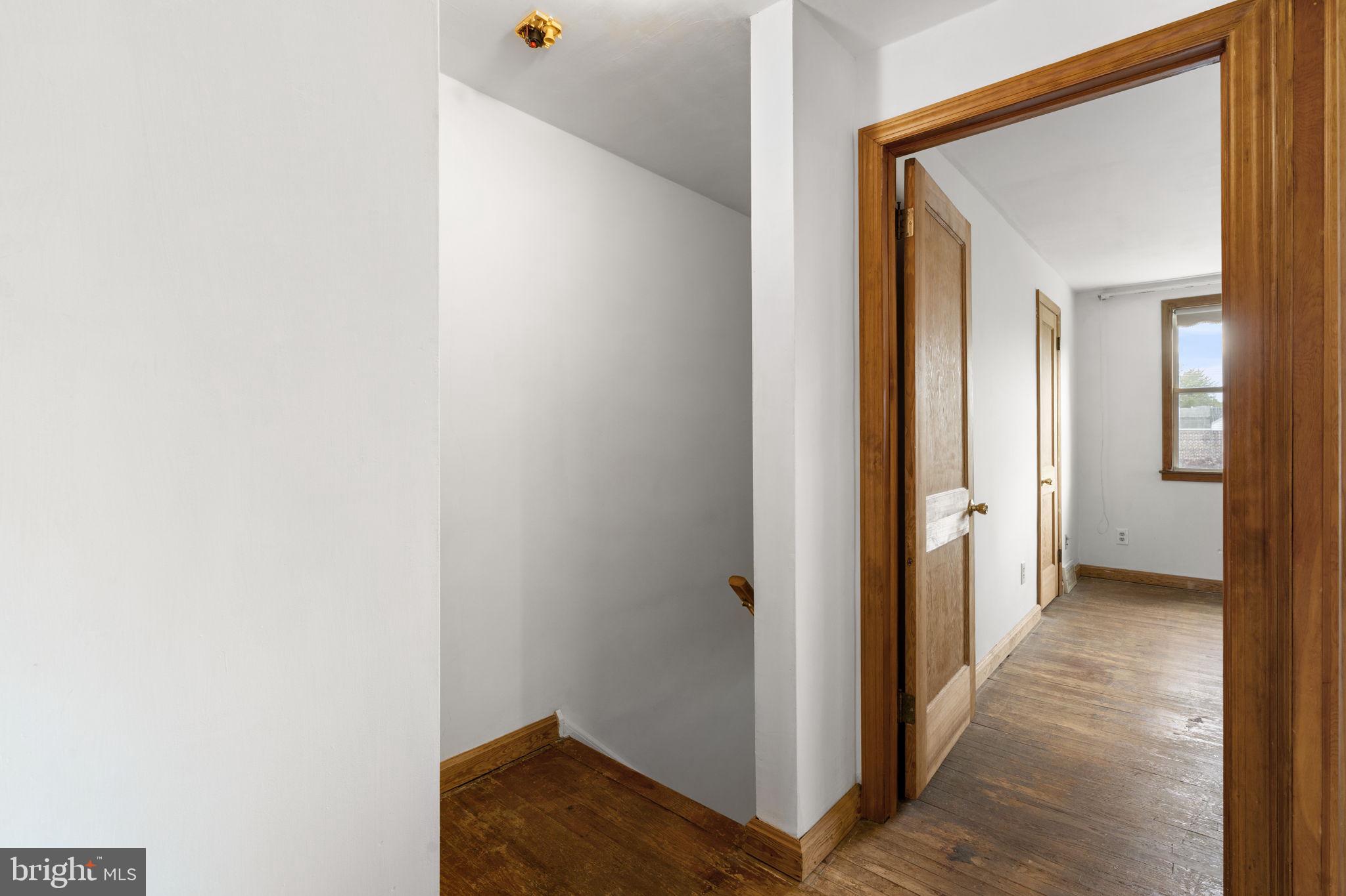 837 Grant Road Folcroft, PA 19032 - Photo 12 of 21