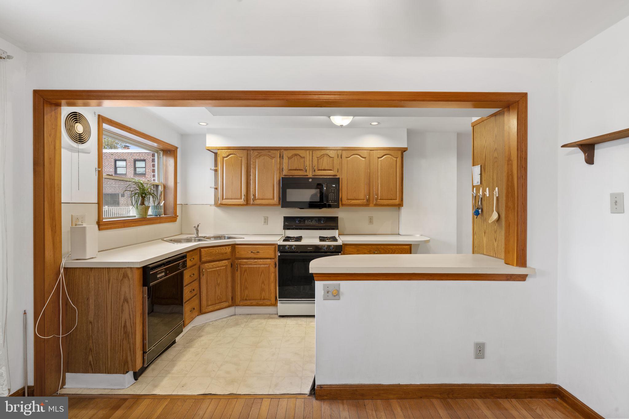 837 Grant Road Folcroft, PA 19032 - Photo 9 of 21