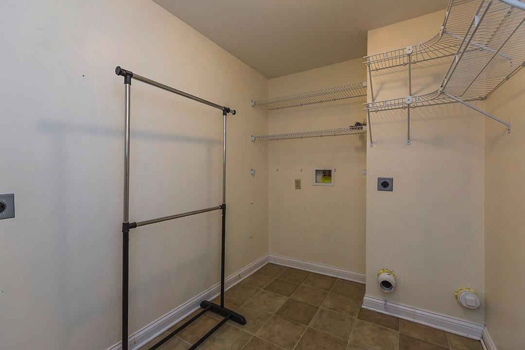 845 Cane Run Road Georgetown, KY 40324 - Photo 21 of 30 Large laundry room
