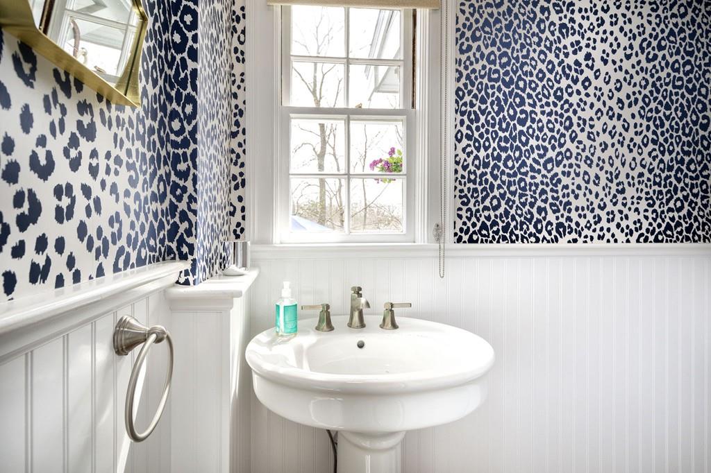 11 Ship Street Hingham, MA 02043 - Photo 17 of 39