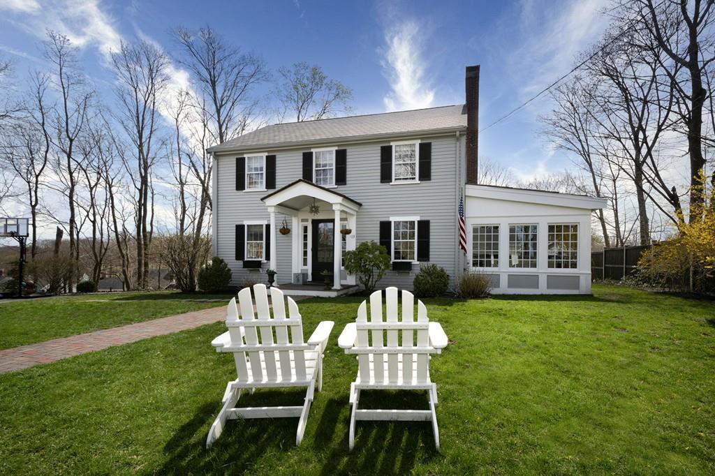 11 Ship Street Hingham, MA 02043 - Photo 2 of 39