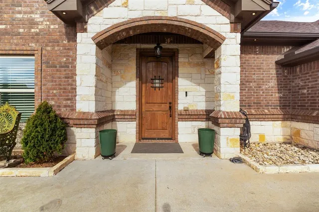 $2,800 | 6504 Arcola Court, Granbury, TX 76049