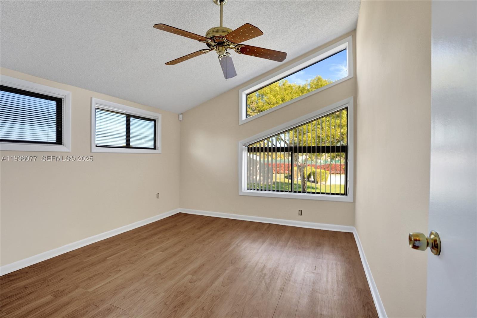 9569 Boca Gardens Parkway, Unit B Boca Raton, FL 33496 - Photo 22 of 40 a view of an entryway with wooden floor