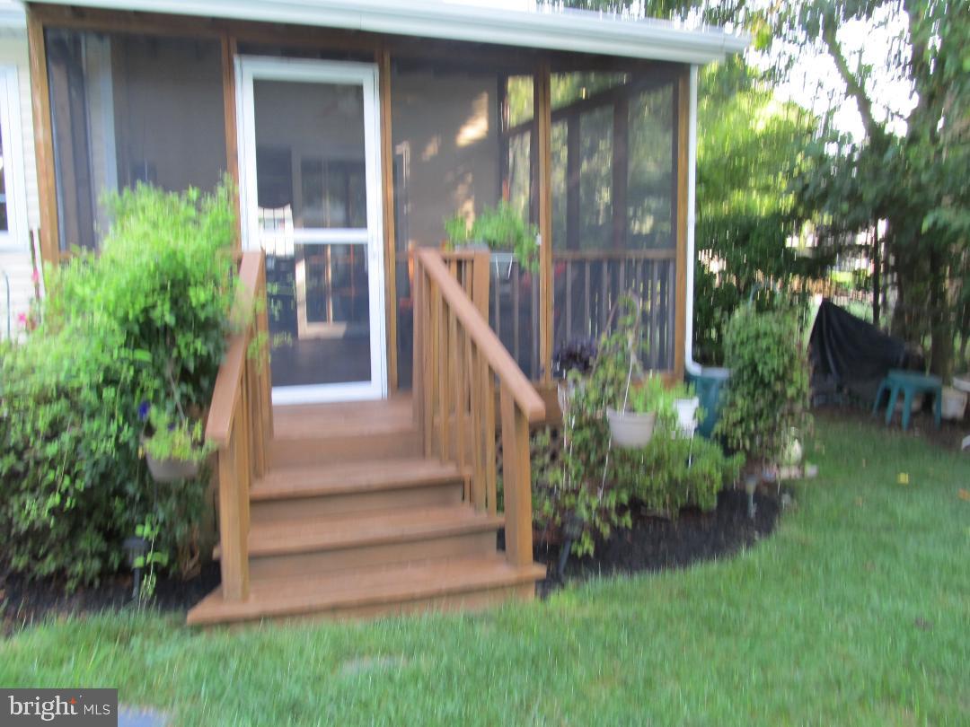 324 Farmdale Road Moorestown, NJ 08057 - Photo 12 of 35 From the sunroom to the rear yard