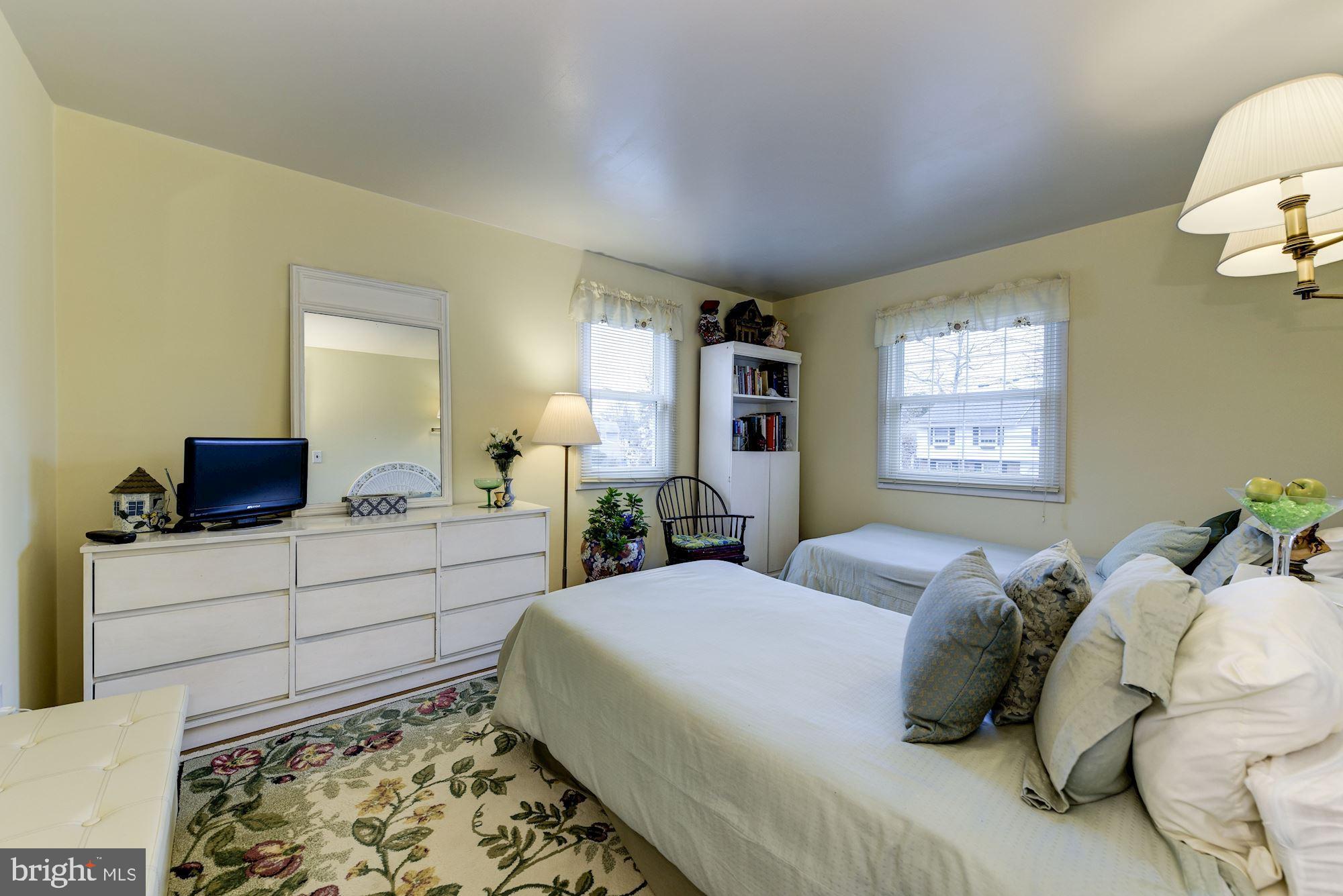 324 Farmdale Road Moorestown, NJ 08057 - Photo 24 of 35 Bedroom #3