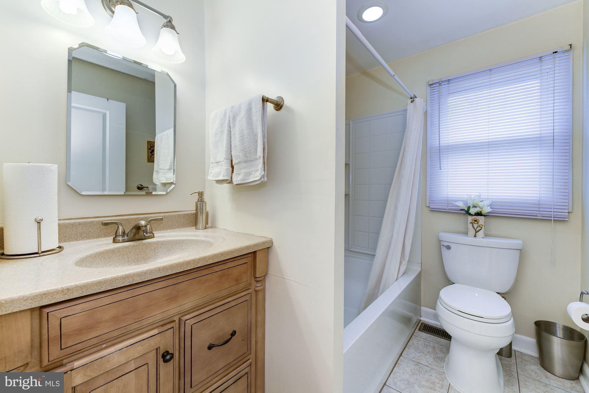 324 Farmdale Road Moorestown, NJ 08057 - Photo 27 of 35 Hall Bathroom with double sinkis