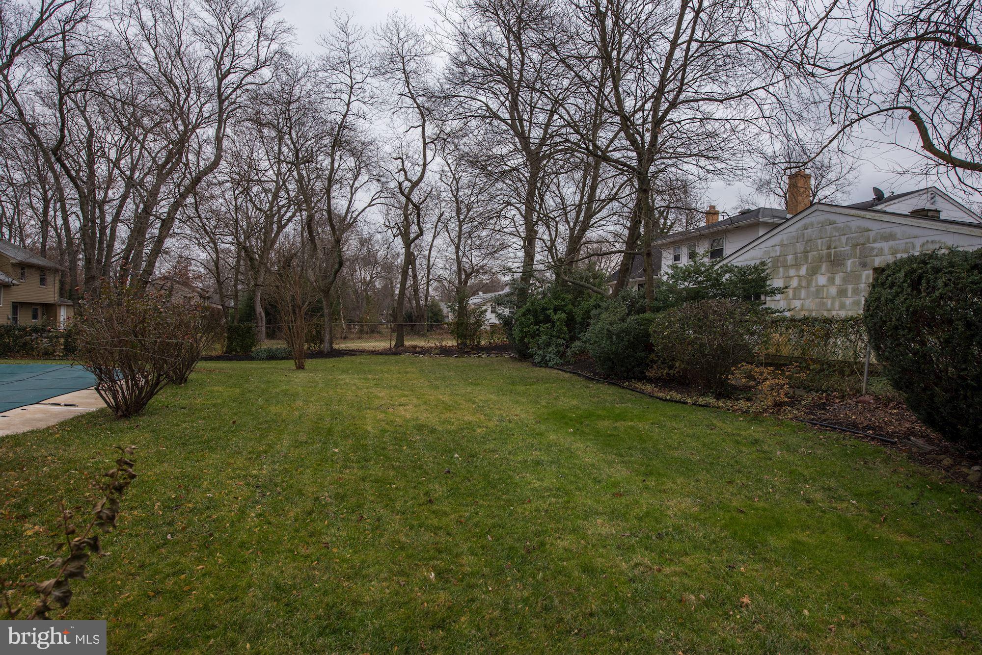 324 Farmdale Road Moorestown, NJ 08057 - Photo 34 of 35 Rear Yard