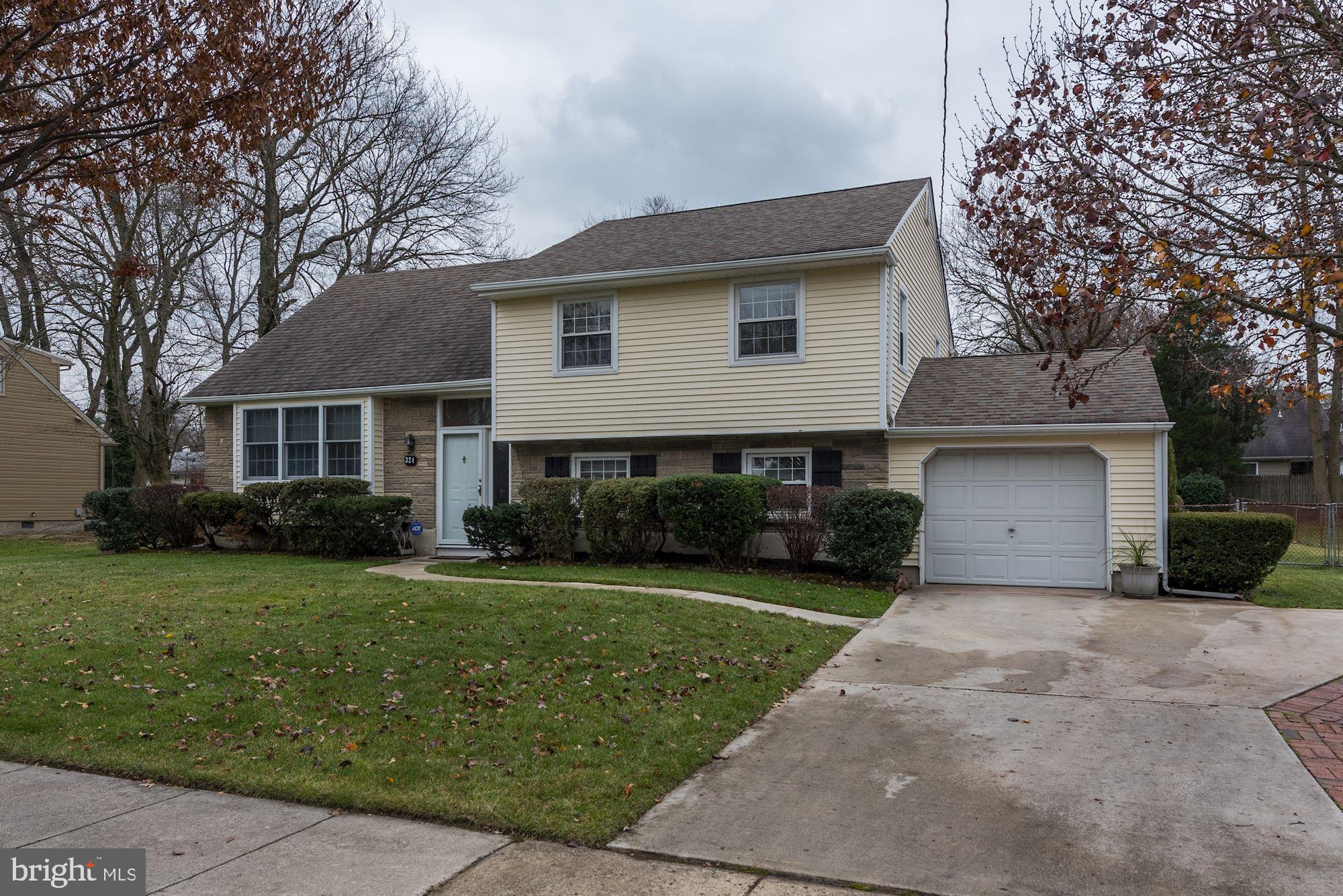 324 Farmdale Road Moorestown, NJ 08057 - Photo 35 of 35 Exterior front