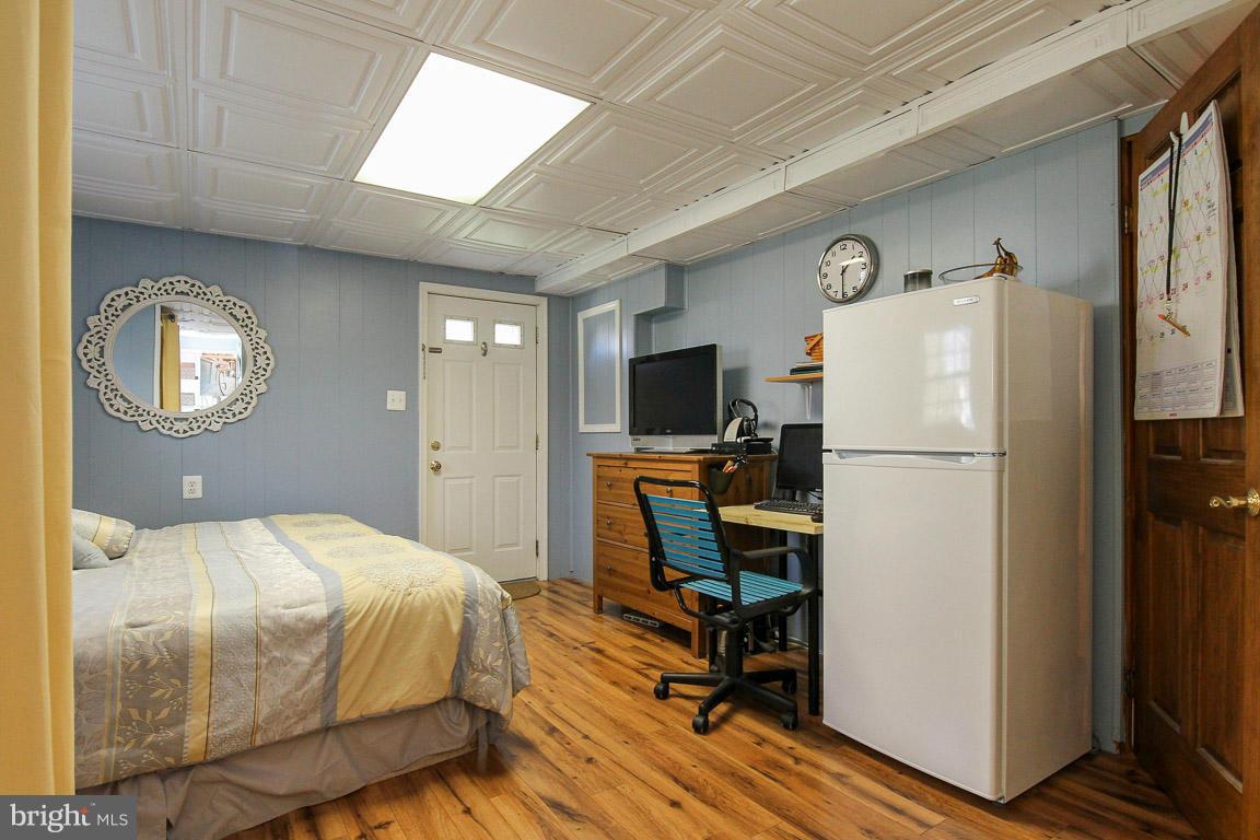 9810 Botsford Road Manassas, VA 20109 - Photo 23 of 30 Bedroom