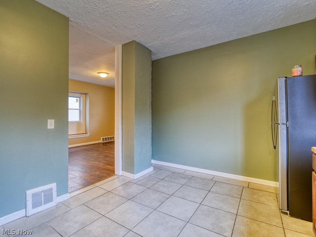 5227 Lee Road Maple Heights, OH 44137 - Photo 15 of 25 Gallery Image 15