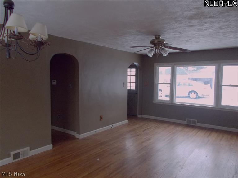 11 Grandview Road Cambridge, OH 43725 - Photo 5 of 14 Gallery Image 5