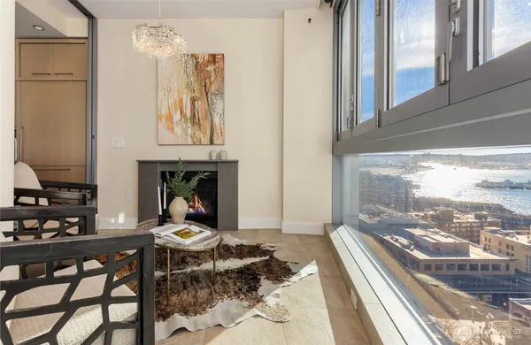 $2,500,000 | 1521 2nd Avenue, Unit 1400, Seattle, WA 98101