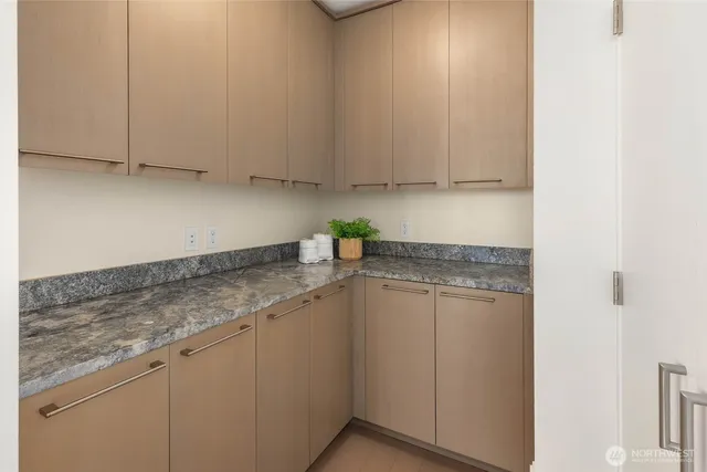 $2,600,000 | 1521 2nd Avenue, Unit 1400, Seattle, WA 98101