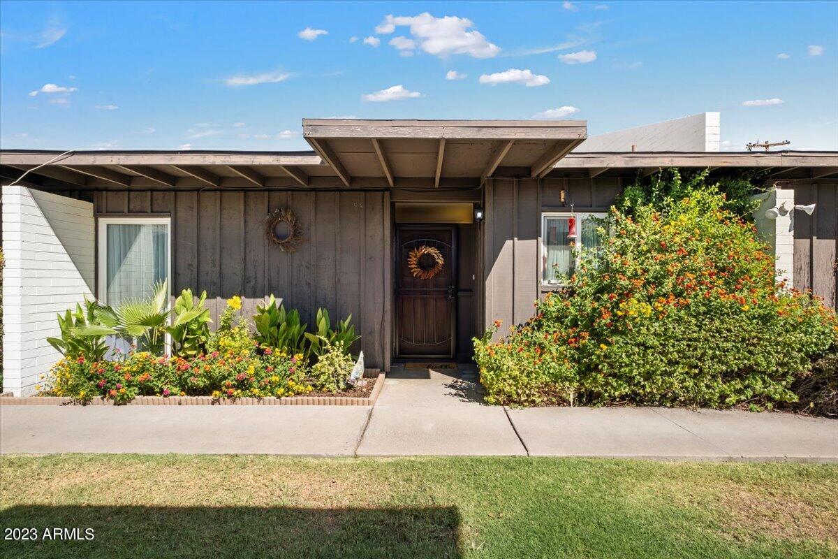 01-Front of Home