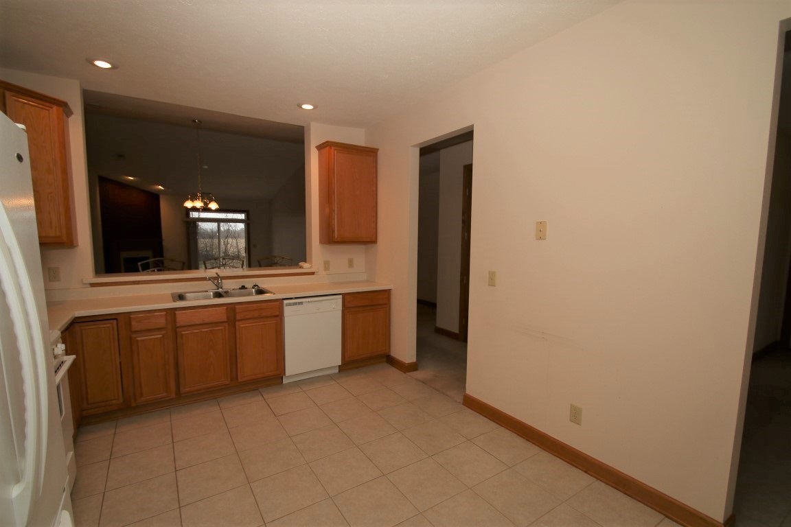 10395 Marblewing Road Roscoe, IL 61073 - Photo 8 of 25 Gallery Image 8