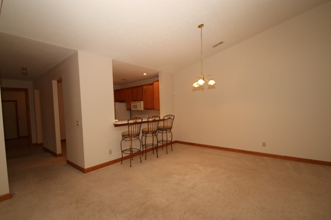 10395 Marblewing Road Roscoe, IL 61073 - Photo 10 of 25 Gallery Image 10