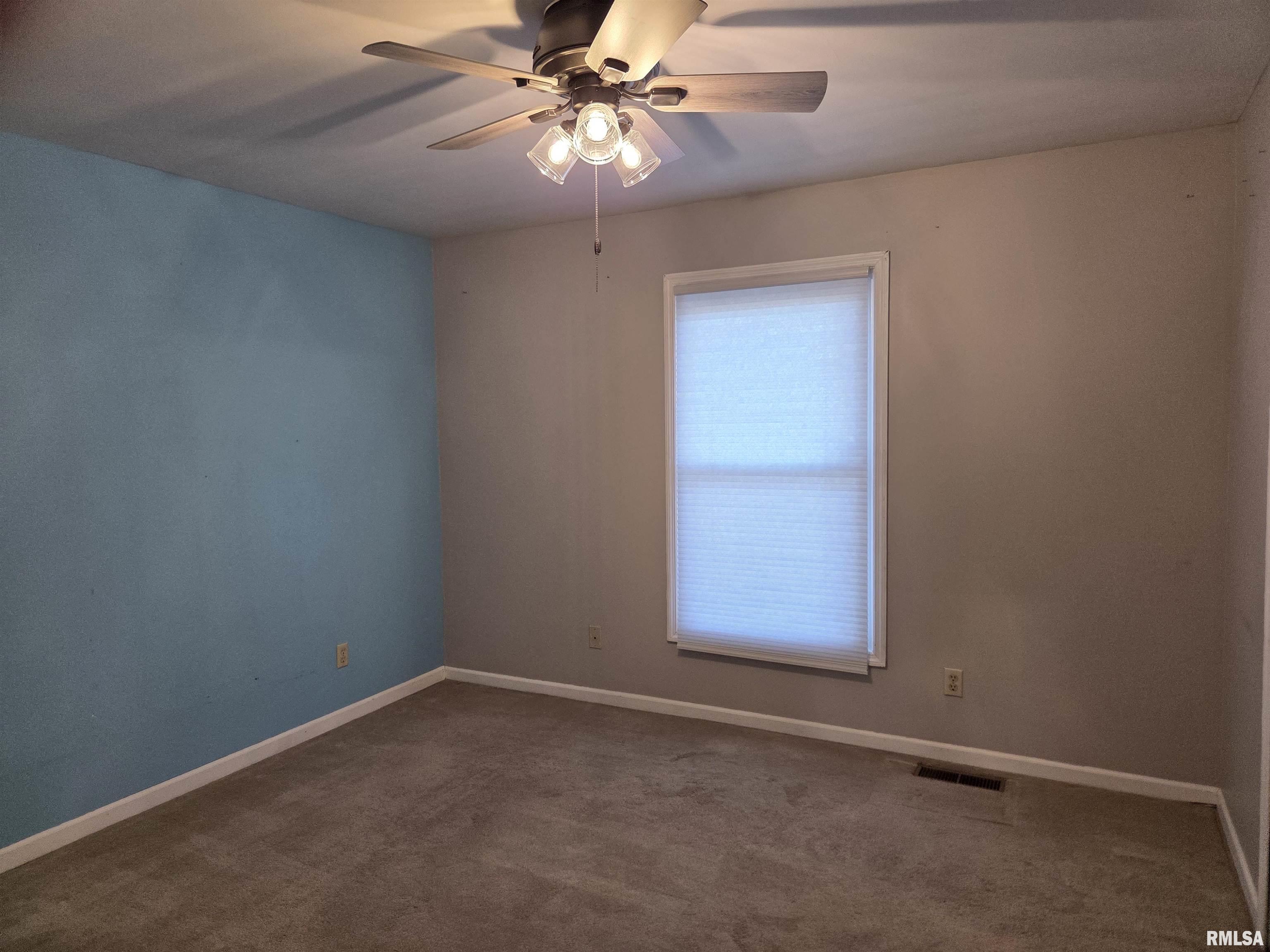 15 South Yorktown Road Macomb, IL 61455 - Photo 12 of 30 Gallery Image 12