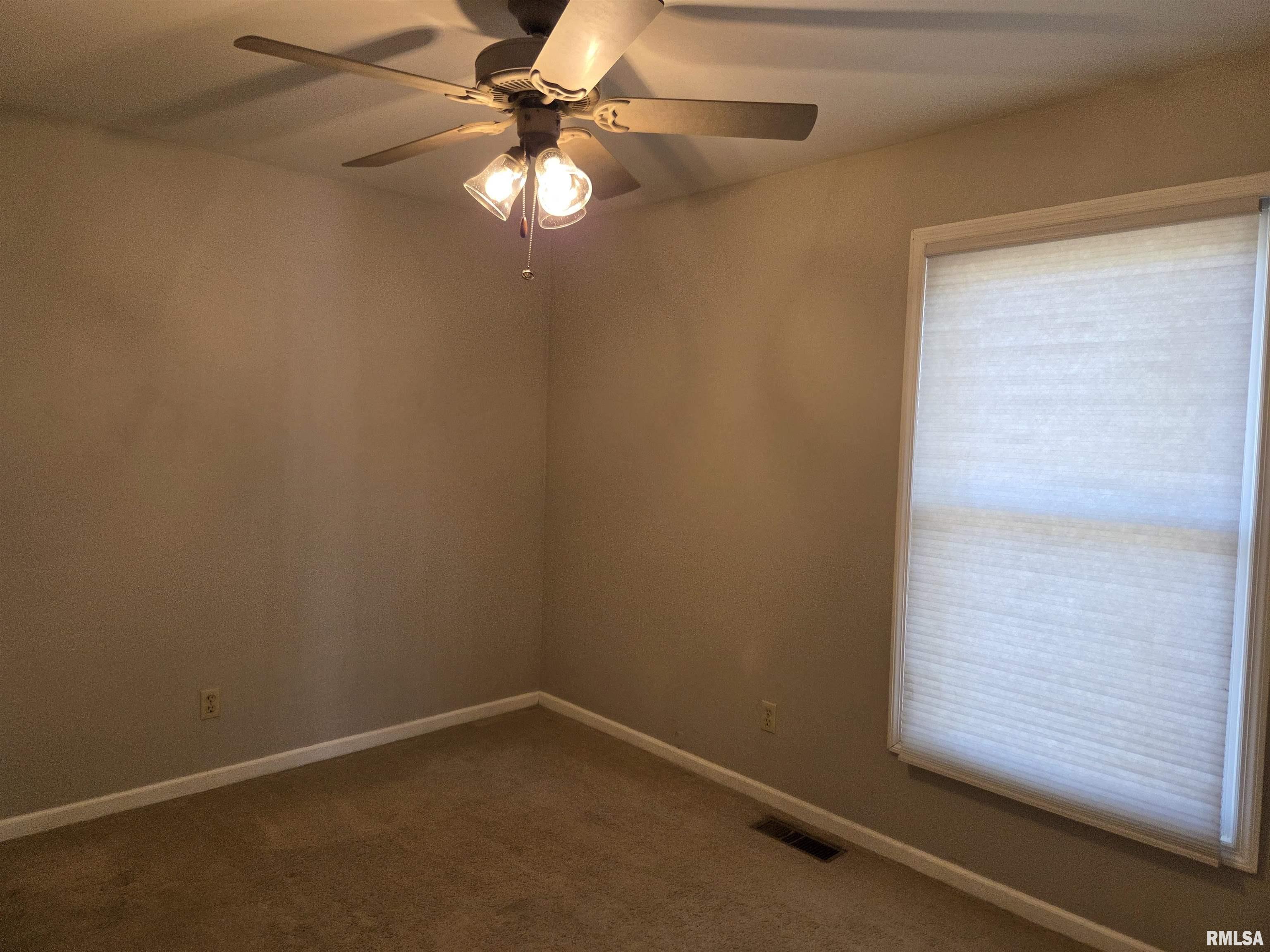 15 South Yorktown Road Macomb, IL 61455 - Photo 14 of 30 Gallery Image 14