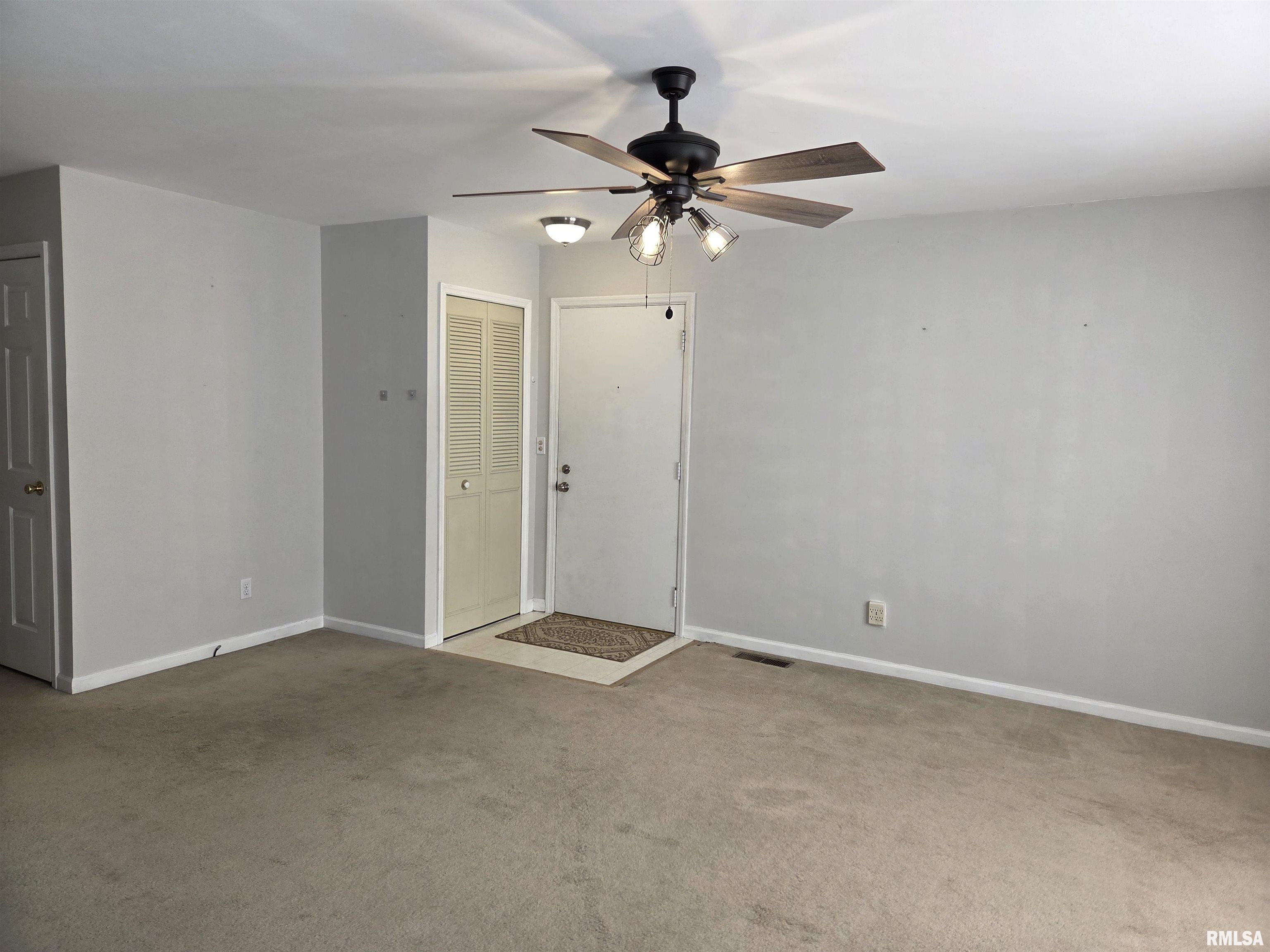 15 South Yorktown Road Macomb, IL 61455 - Photo 4 of 30 Gallery Image 4