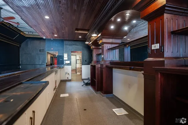 $850,000 | 6957 Sebastopol Avenue, Sebastopol, CA 95472