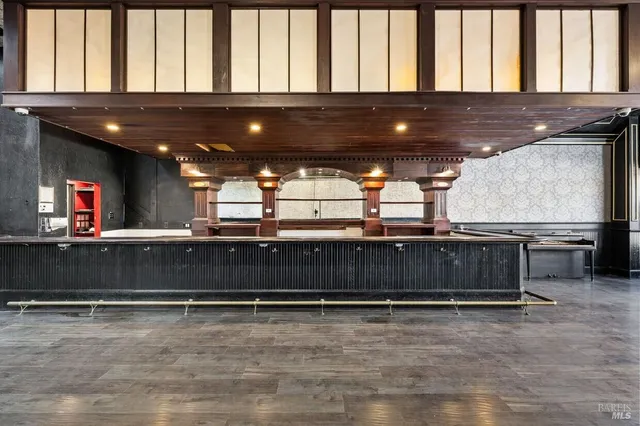 $850,000 | 6957 Sebastopol Avenue, Sebastopol, CA 95472